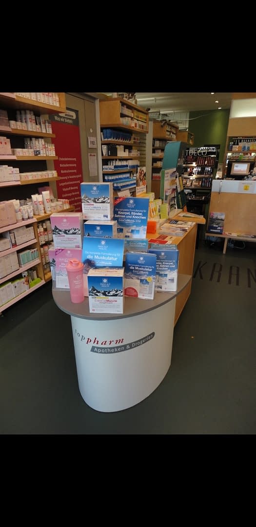 Pharmacy Stäfa TopPharm Kranich Display 2019 DvB