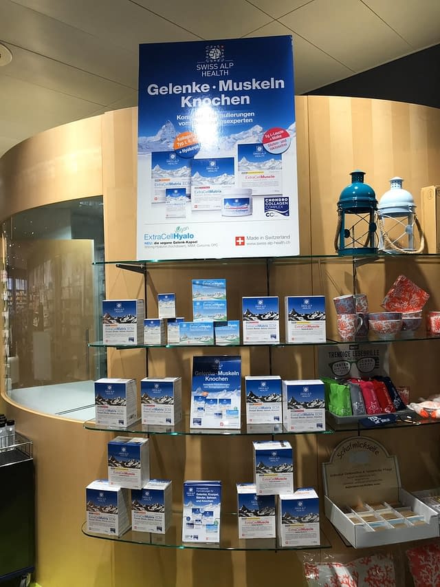 Drugstore Pfäffikon Dropa Pfäffikon Display 2020 05 11