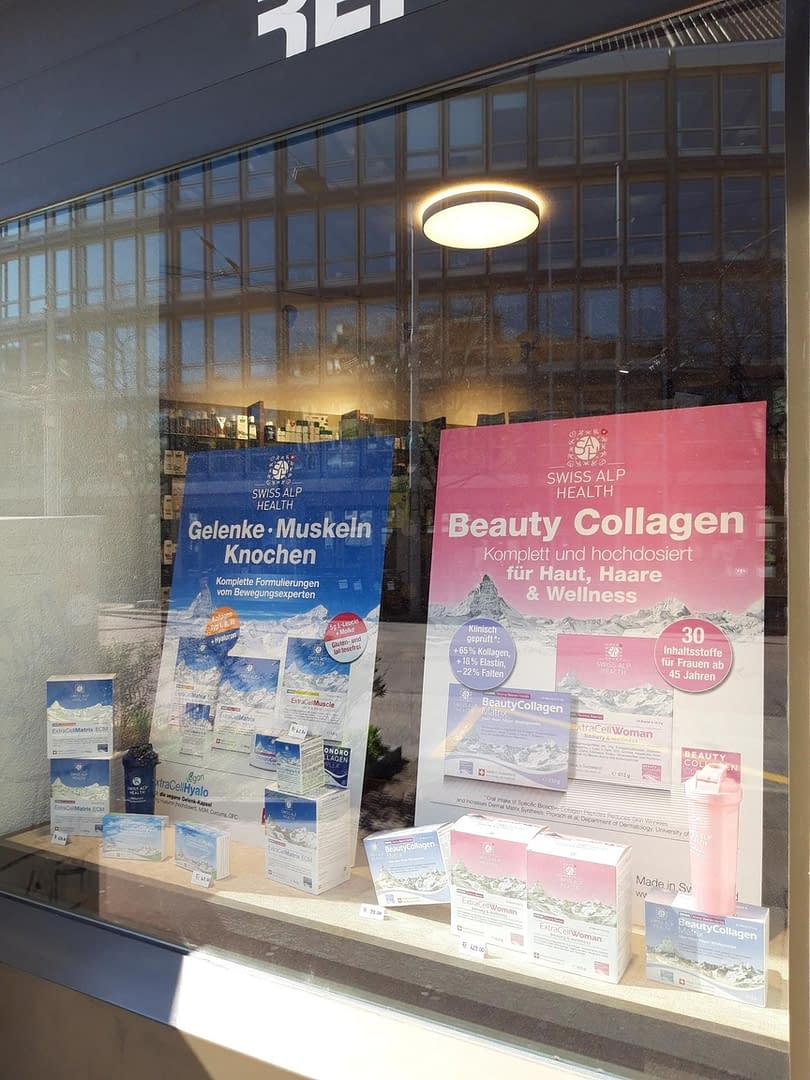 Pharmacy Zürich TopPharm Manesse Window 2019