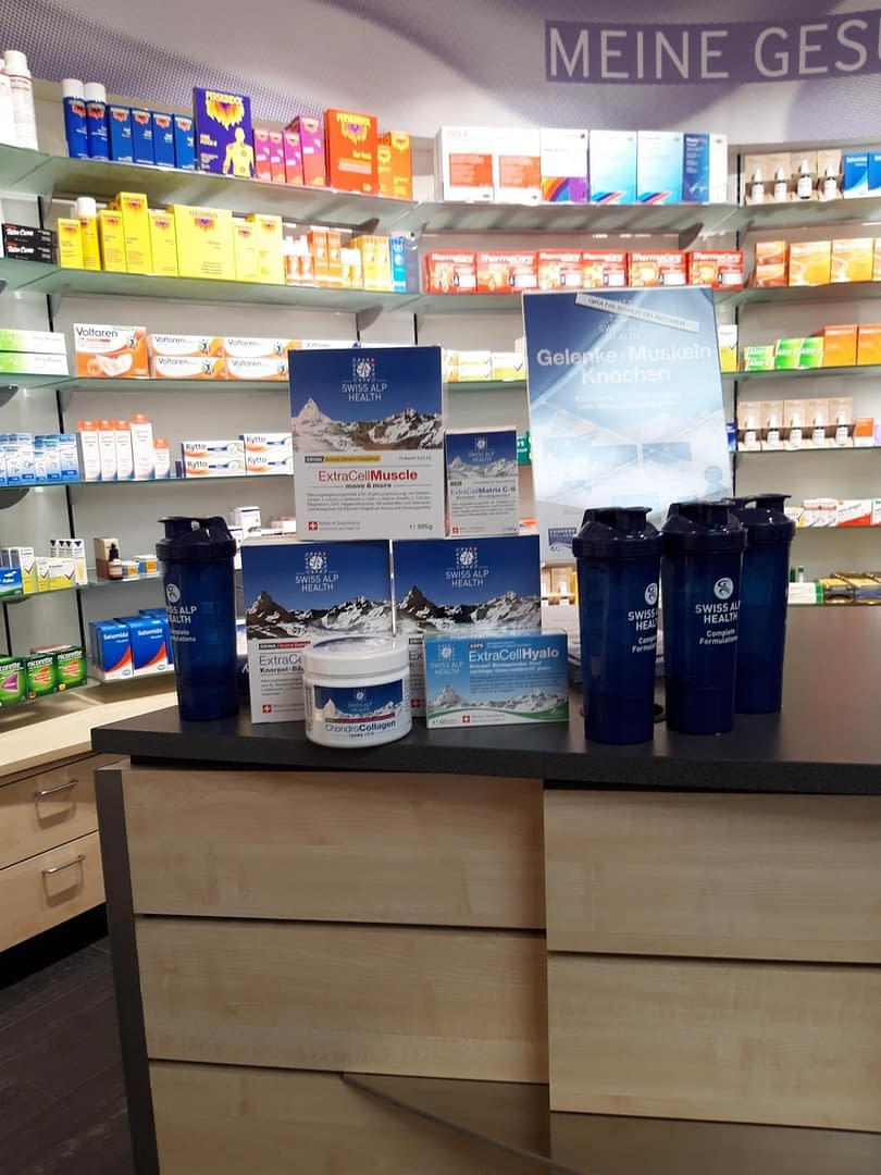 Drugstore Cham Dropa Cham Display 2019